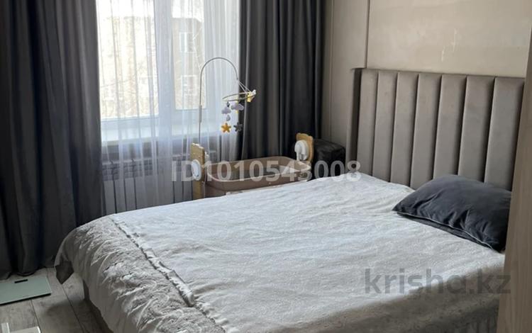3-бөлмелі пәтер · 70 м² · 3/3 қабат, Пришахтинск, Экибастузская, бағасы: 23 млн ₸ в Караганде, Алихана Бокейханова р-н — фото 2
