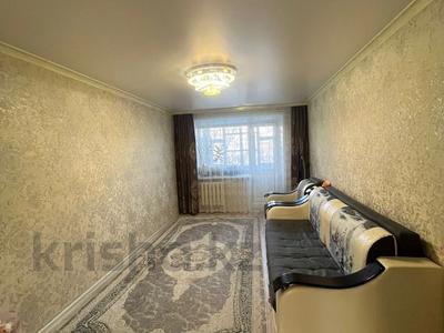 3-комнатная квартира · 60.1 м² · 3/5 этаж, Камзина 10 за 19 млн 〒 в Павлодаре
