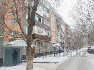 3-комнатная квартира · 62 м² · 1/5 этаж, мкр 5, Есет Батыра за 14.5 млн ₸ в Актобе