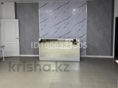 Офисы, образование, студии · 215 м² за 537 500 〒 в Актобе