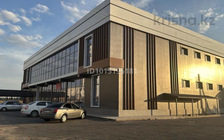 Свободное назначение · 2580 м² за 7 млн ₸ в Шымкенте, Каратауский р-н — фото 2