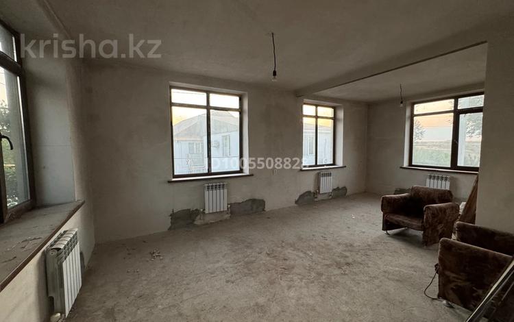 Жеке үй · 3 бөлме · 180 м² · 9 жүзд., Дархан ш/а., Омырзакова 9, бағасы: 111 млн ₸ в Алматы, Алатауский р-н — фото 10