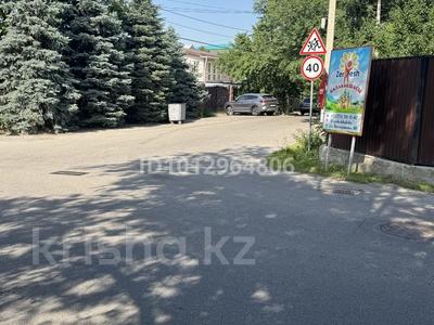 Жеке үй · 1 бөлме · 10 м² · 7.1 сот., мкр Нур Алатау, Балжан Болтирикова 94 — Кожакеева, бағасы: 118 млн ₸ в Алматы, Бостандыкский р-н