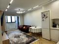 2-комнатная квартира · 64.9 м² · 12/13 этаж, мкр Астана 1/18 за 53.7 млн ₸ в Алматы, Ауэзовский р-н — фото 3