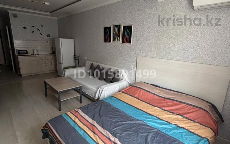 1-комнатная квартира · 40 м² · 6/12 этаж, Тулебаева за 250 000 ₸ в Алматы, Медеуский р-н — фото 2