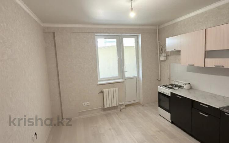 1-комнатная квартира · 40 м² · 1/5 этаж, мкр. Алтын орда 16ак1 за 13.9 млн ₸ в Актобе — фото 2