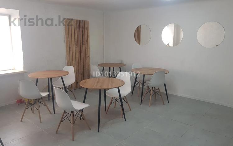 Офисы, магазины и бутики, общепит, салоны красоты · 44 м² за 18 млн ₸ в Балхаше — фото 2