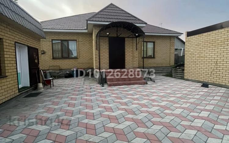 Отдельный дом · 4 комнаты · 150 м² · 10 сот., Ильяшева 4 — Тукая за 98 млн ₸ в Семее — фото 2