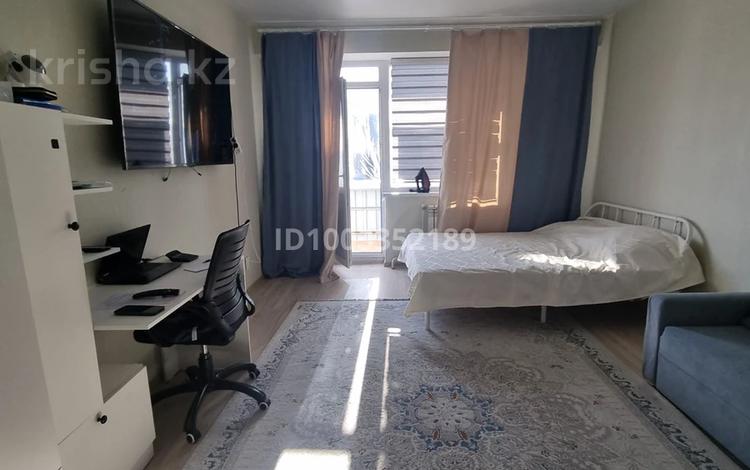 1-комнатная квартира · 45 м² · 8/10 этаж, Есенберлина 13/3 за 21 млн 〒 в Усть-Каменогорске — фото 2