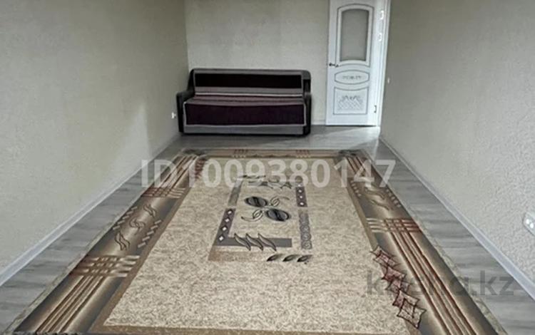 2-комнатная квартира · 54 м² · 5/5 этаж, 8-й микрорайон, 8-шағынаудан — Баян сұлу Сауда орталығы, Ладушки көшесінде за 170 000 ₸ в Шымкенте, Туран р-н — фото 2