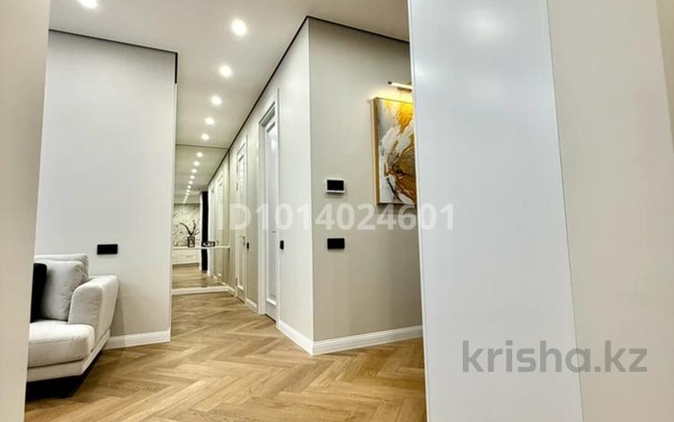 3-комнатная квартира · 85 м² · 6/16 этаж, Розыбакиева 217б за 118.5 млн ₸ в Алматы, Бостандыкский р-н — фото 2
