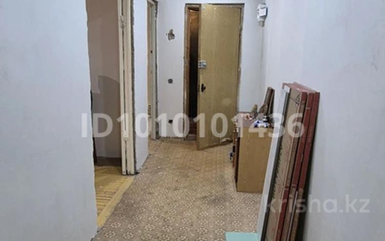 3-комнатная квартира · 63 м² · 8/9 этаж, мкр Юго-Восток, Пр. Республики 18 — Сатыбалдина степной за 100 000 ₸ в Караганде, Казыбек би р-н — фото 2