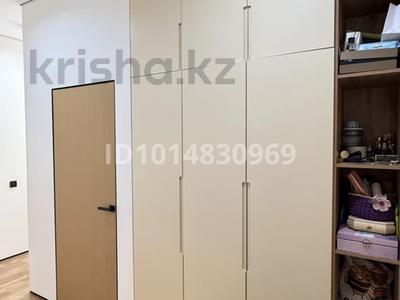 1-бөлмелі пәтер · 38 м² · 13/19 қабат, Абая 160 7, бағасы: 42 млн ₸ в Алматы, Бостандыкский р-н