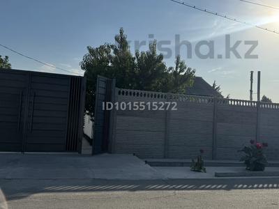 Жеке үй · 5 бөлме · 70 м² · 6 жүзд., Сауранбаева 5 — Район Мед. колледжа., бағасы: 40 млн ₸ в Таразе