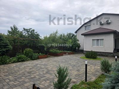 Жеке үй · 5 бөлме · 220 м² · 8 жүзд., Ск Энергетик 2 1 — Район Мунаиши, бағасы: 47 млн ₸ в Актобе, жилой массив Кирпичный