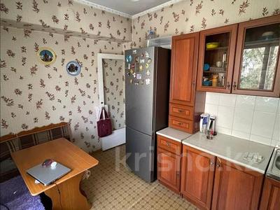 Пәтерлер в Алматы: 3-бөлмелі пәтер · 70 м² · 2/3 қабат, Райымбека — микрорайон «Шугыла», бағасы: 43 млн 〒 3-бөлмелі пәтер · 70 м² · 2/3 қабат, Райымбека — микрорайон «Шугыла», бағасы: 43 млн 〒 в Алматы, Алатауский р-н