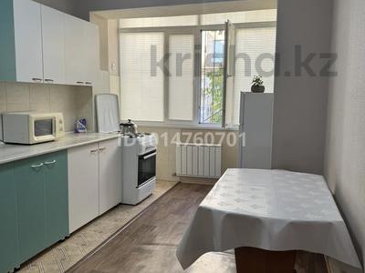 1-комнатная квартира · 40 м² · 1/5 этаж, 32В мкр 10 за 10 000 ₸ в Актау