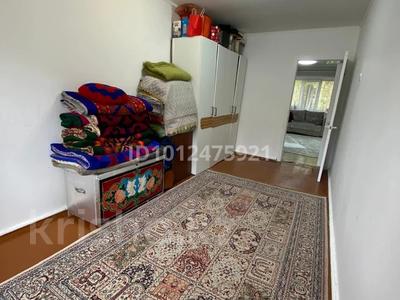 2-комнатная квартира · 48 м² · 1/5 этаж, Майкудук, 16й микрорайон 25/2 — Супермаркет Реал за 120 000 〒 в Караганде, Алихана Бокейханова р-н