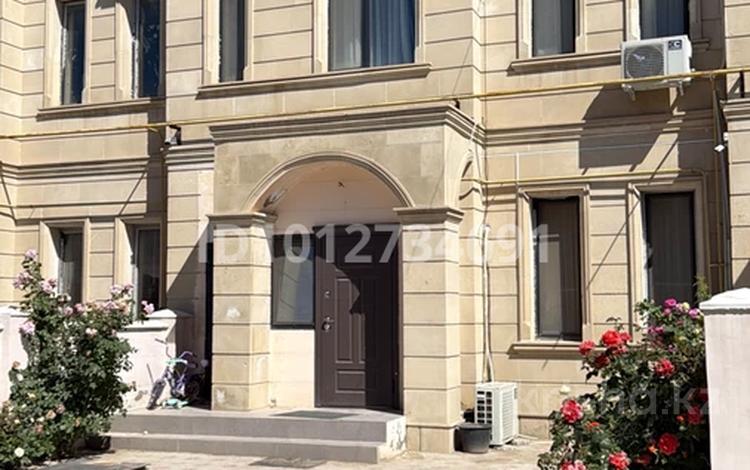 Отдельный дом · 5 комнат · 260 м² · 5 сот., 21-й мкр за 34 млн ₸ в Актау — фото 2