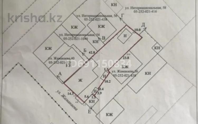 Отдельный дом • 5 комнат • 100 м² • 5.8 сот., Бекена Жамакаева 38 — Кайым Мухамедханова за 25 млн 〒 в Семее — фото 3