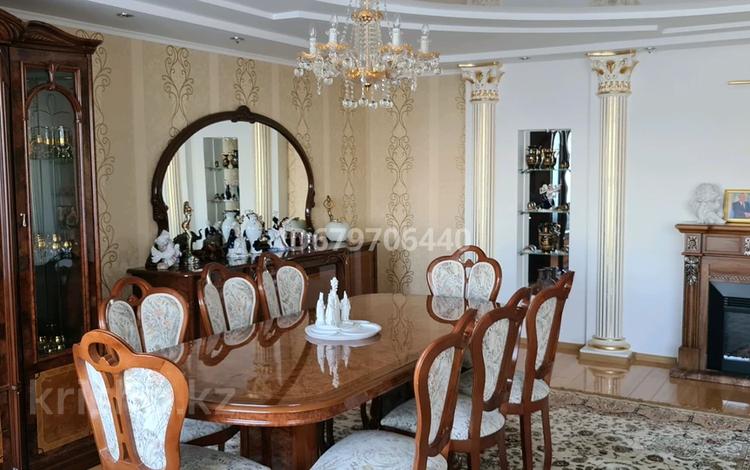 4-бөлмелі пәтер · 185 м² · 6/10 қабат, Максим горького 41/1, бағасы: ~ 74 млн ₸ в Павлодаре — фото 2