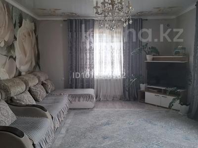 Жеке үй · 4 бөлме · 130 м² · 10 жүзд., Молдагуловой 35, бағасы: 35 млн ₸ в Талдыкоргане, село Ынтымак