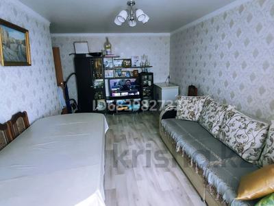 Продажа квартир в Карагандинской обл.: 2-комнатная квартира, 45 м², 6/10 этаж, мкр Юго-Восток, Строителей 13 — Напротив рынка Арай за 17.6 млн 〒 2-комнатная квартира, 45 м², 6/10 этаж, мкр Юго-Восток, Строителей 13 — Напротив рынка Арай за 17.6 млн 〒 в Караганде, Казыбек би р-н