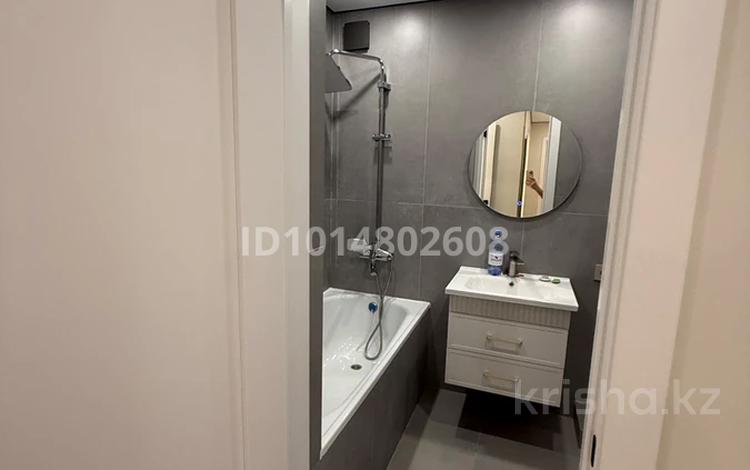2-бөлмелі пәтер · 60.4 м² · 4/10 қабат, Кенен Азербаева 4 — Жургенова-Азербаева, бағасы: 34 млн ₸ в Астане, Сарайшык р-н — фото 2