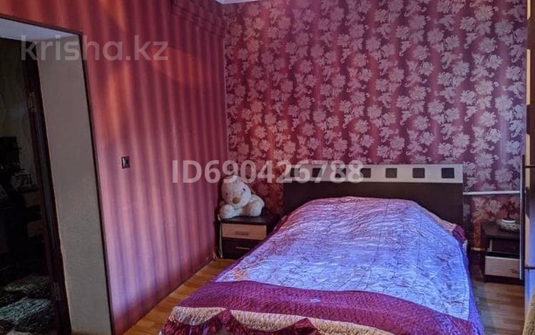 Жеке үй • 3 бөлмелер • 180 м² • 4 сот., Капана Айтжана 3 — Адырбекова, бағасы: 39 млн 〒 в Шымкенте, Аль-Фарабийский р-н — фото 2