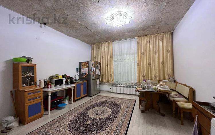 Отдельный дом · 5 комнат · 160 м² · 3.4 сот., Найманбаева 303 за 38 млн 〒 в Семее — фото 2