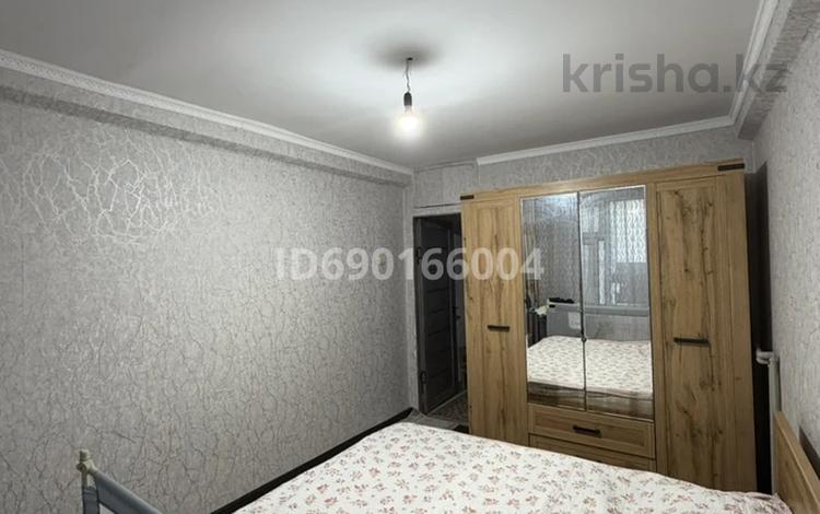 4-бөлмелі пәтер · 79 м² · 4/4 қабат, Макарова 20б — Аскарова -Косыбатыра, бағасы: 13.5 млн ₸ в Таразе — фото 7