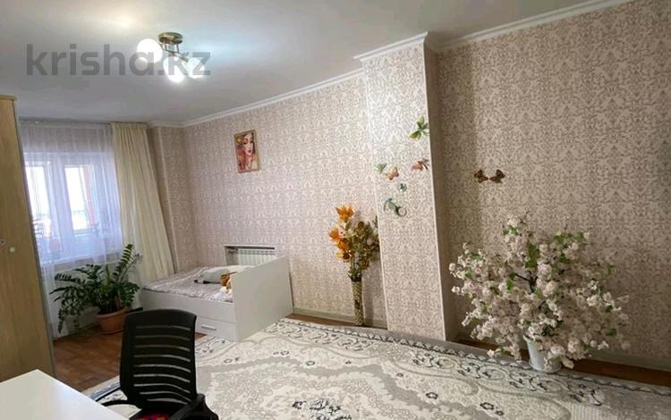 3-бөлмелі пәтер · 100.5 м² · 8/9 қабат, мкр 12, бағасы: 29.8 млн ₸ в Актобе — фото 2
