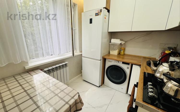 2-бөлмелі пәтер · 43.7 м² · 3/4 қабат, №8 ш/а. 14 — Метро Москва в шаговой доступности, бағасы: 40.5 млн ₸ в Алматы, Ауэзовский р-н — фото 2