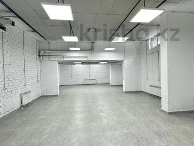 Еркін, кеңселер, дүкендер мен бутиктер, қоймалар, қоғамдық тамақтану орны, сұлулық салондары, медорталықтар мен дәріханалар · 111.5 м², бағасы: 53 млн 〒 в Астане, Нура р-н