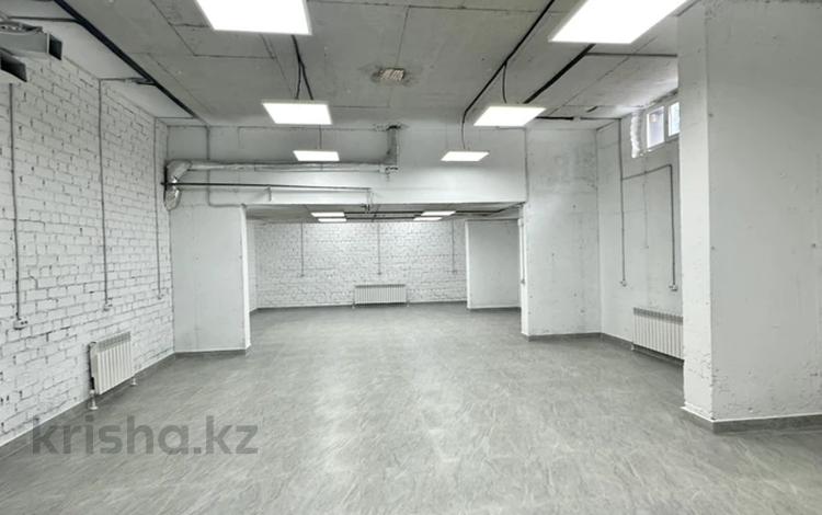 Еркін, кеңселер, дүкендер мен бутиктер, қоймалар, қоғамдық тамақтану орны, сұлулық салондары, медорталықтар мен дәріханалар · 111.5 м², бағасы: 53 млн 〒 в Астане, Нура р-н — фото 2