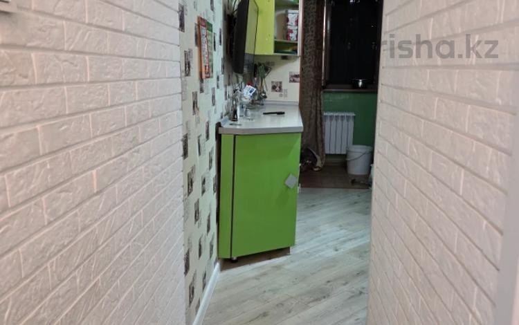 3-бөлмелі пәтер · 60 м² · 1/5 қабат, 8-й микрорайон, 8-й микрорайон 6 — МАМЫТОВА ШКОЛА 23/ ШИПА, бағасы: 28.5 млн ₸ в Шымкенте, Туран р-н — фото 2