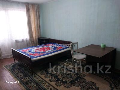 1-комнатная квартира, 32 м², 5/5 этаж помесячно, мкр Сайран за 180 000 〒 в Алматы, Ауэзовский р-н