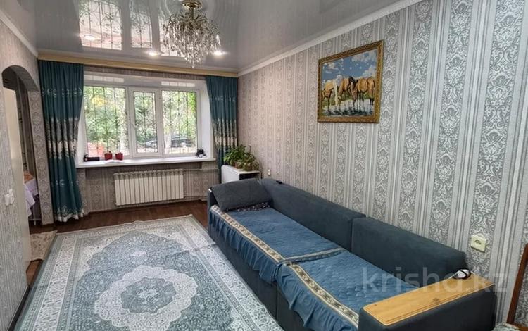 3-комнатная квартира · 57.7 м² · 1/5 этаж, 35-й квартал 25 за 23.5 млн ₸ в Семее — фото 2