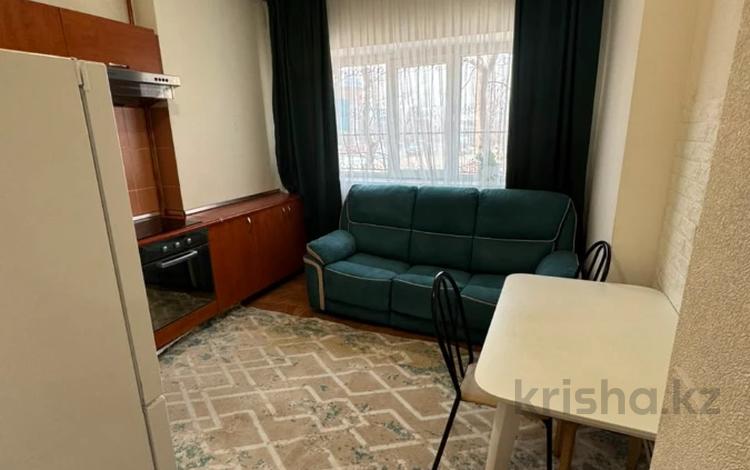 1-бөлмелі пәтер · 43 м² · 1/5 қабат, Ақсай-5 ш/а. 8, бағасы: 29 млн ₸ в Алматы, Ауэзовский р-н — фото 9