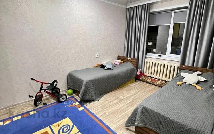 4-бөлмелі пәтер · 77.7 м² · 5/5 қабат, Габдулина 40, бағасы: 20.6 млн ₸ в Кокшетау — фото 2