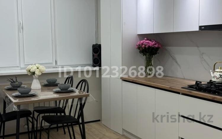 1-бөлмелі пәтер · 10 м² · 3/9 қабат, 1-я ул. 22, бағасы: 180 000 ₸ в Атырау, мкр Авангард-2 — фото 2