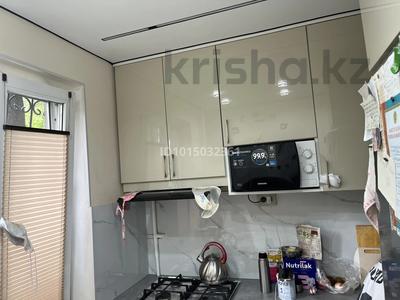 2-комнатная квартира · 45 м² · 1/5 этаж, мкр Тастак-2 54 за 35 млн ₸ в Алматы, Алмалинский р-н