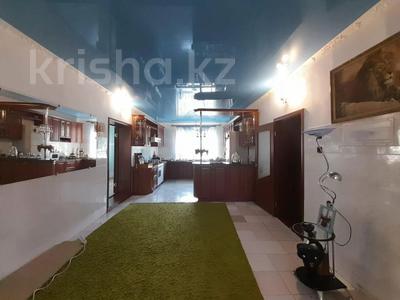 Отдельный дом · 10 комнат · 720 м² · 20 сот., Отрадное — От за 110 млн 〒 в Темиртау