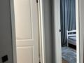 3-комнатная квартира, 63 м², 1/5 этаж помесячно, мкр Коктем-2 15 за 330 000 〒 в Алматы, Бостандыкский р-н — фото 2