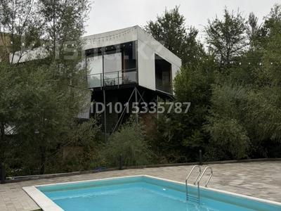 Жеке үй · 4 бөлме · 200 м², Кеңсай ш/а., Иштвонара Коныра 115/3, бағасы: 220 000 ₸ в Алматы, Медеуский р-н
