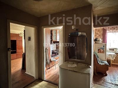 4-комнатная квартира · 61.4 м² · 4/5 этаж, Сортировка, локомотивная 147 за 12.3 млн ₸ в Караганде, Алихана Бокейханова р-н
