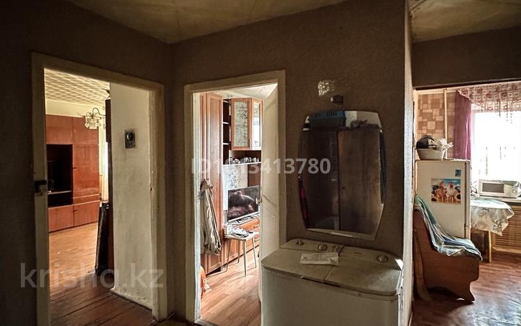 4-бөлмелі пәтер · 61.4 м² · 4/5 қабат, Сортировка, локомотивная 147, бағасы: 12.3 млн ₸ в Караганде, Алихана Бокейханова р-н — фото 3