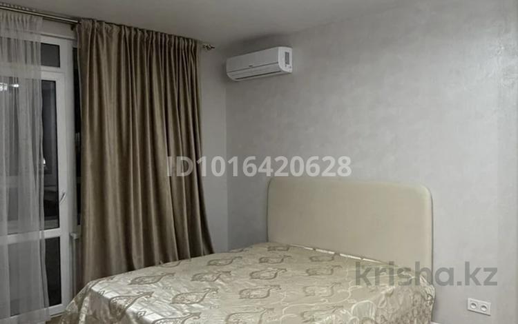 1-комнатная квартира · 38 м² · 5/12 этаж, мкр Акжайык, К. Толеметова 83 за 190 000 ₸ в Шымкенте, Абайский р-н — фото 2