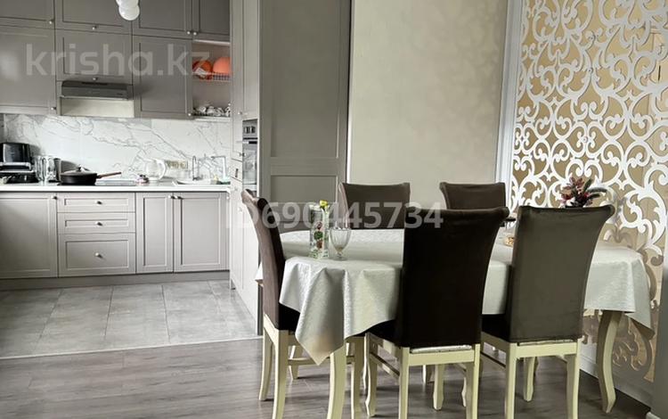 3-бөлмелі пәтер · 127 м² · 6/10 қабат, Казыбек Би 42, бағасы: 70 млн ₸ в Усть-Каменогорске, Ульбинский — фото 2