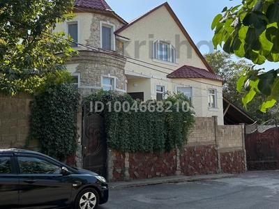 Отдельный дом · 10 комнат · 300 м² · 7 сот., Кунаева 54/5 — Школа оскар за 300 млн 〒 в Шымкенте